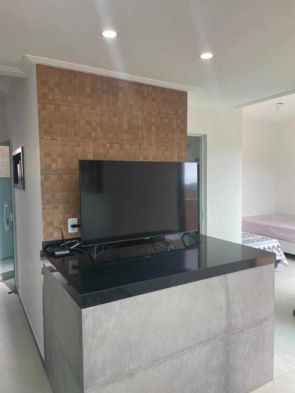 Apto Centro - 1,2km Da Rua Pedras Apartamento *