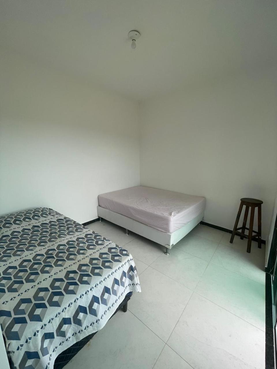 Apto Centro - 1,2km Da Rua Pedras Apartamento *
